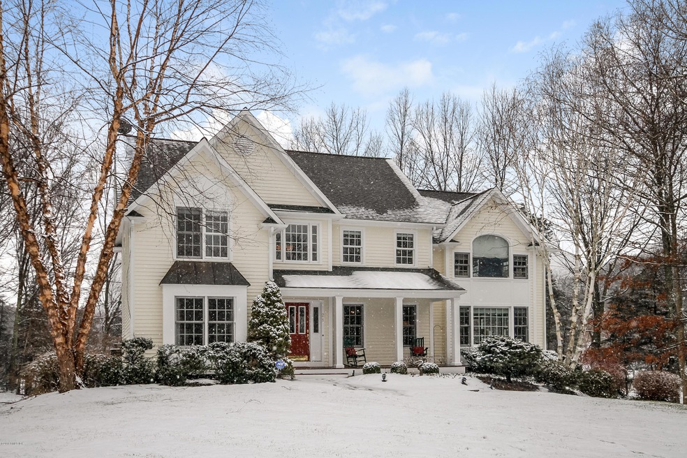 21 Trotters Ln, Monroe, CT 06468 - photo 1