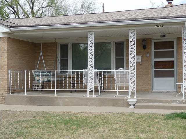 ~~3614 E Meadow Lane St~~ Lots of Square Feet- abo