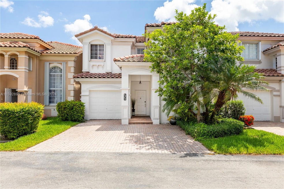 6843 NW 109th Ave, Doral, FL 33178 - photo 1