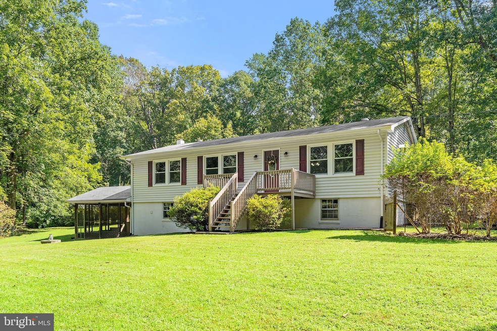 1321 Kristin Ln, Amissville, VA 20106 - photo 1