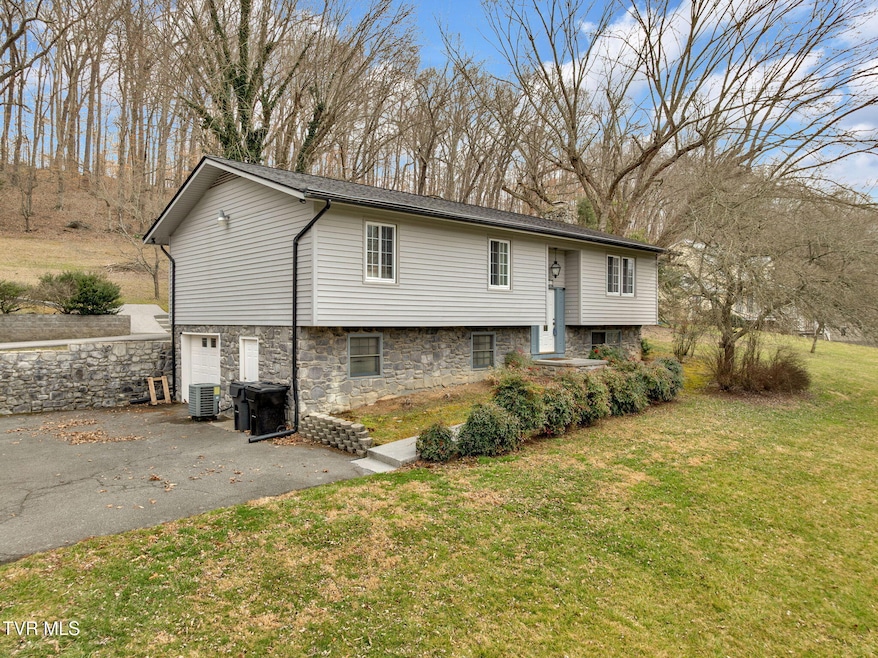 Sold $395,000