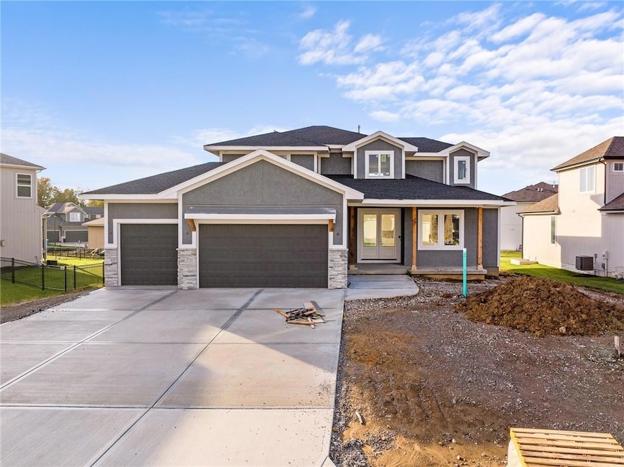 9308 Saddletop St, Lenexa, KS 66227 - photo 1