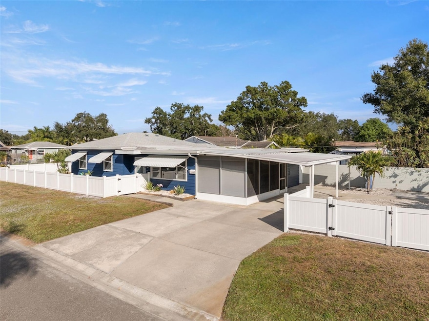 5555 13th St N, Saint Petersburg, FL 33703 - photo 1