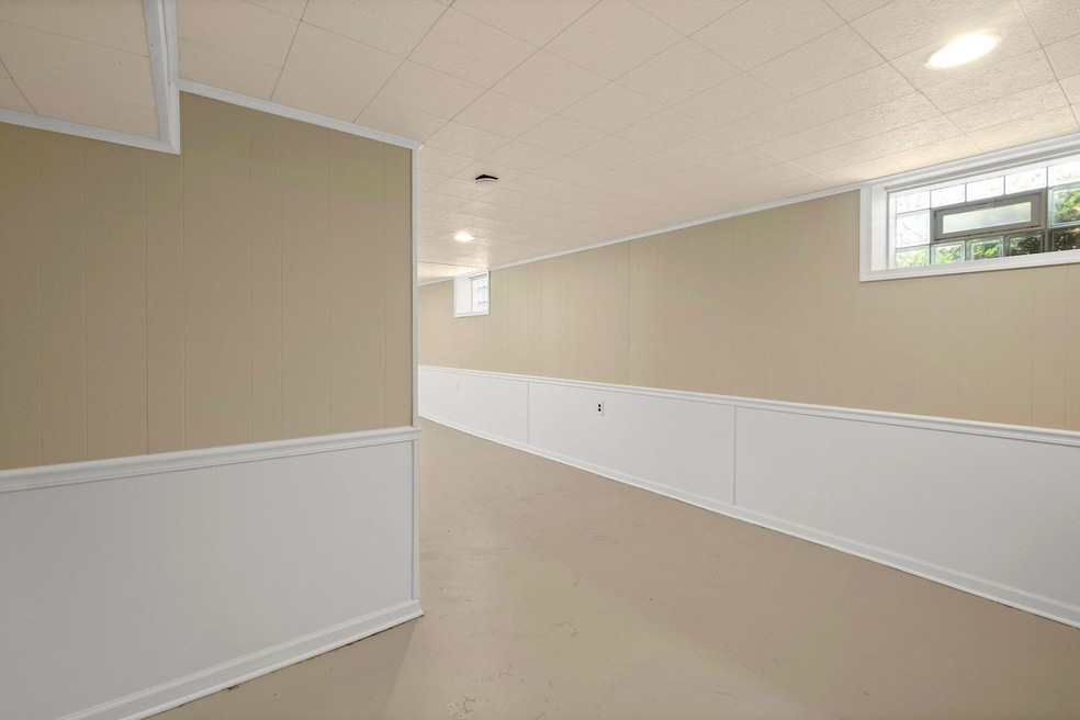 1500 Gardner Rd, Westchester, IL 60154 - photo 1