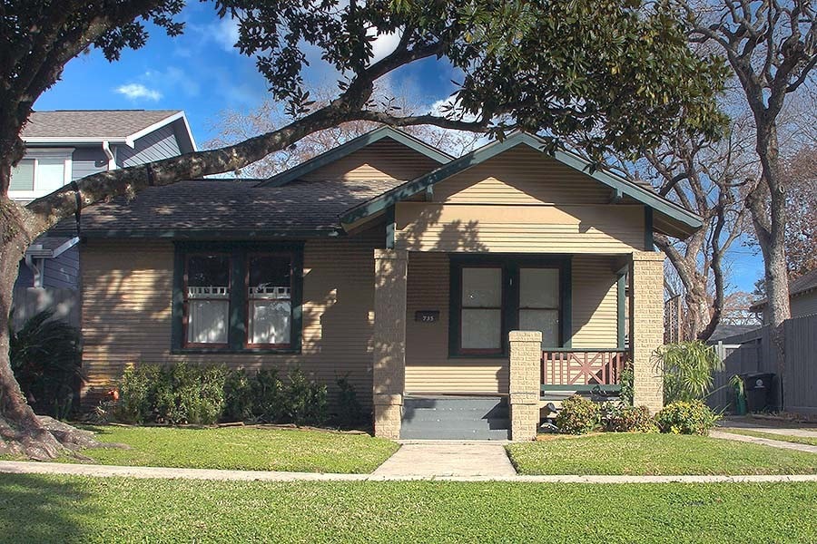 3 Bedroom 2 bath home is 1446 sq. ft and Apartment