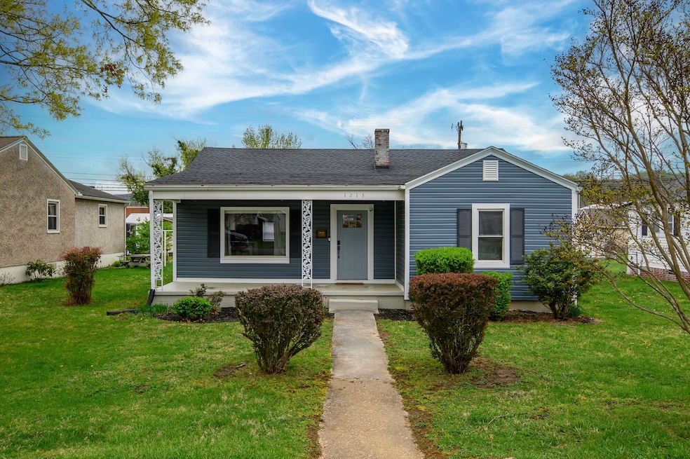 Pending $219,000 • Co-Listing Agent