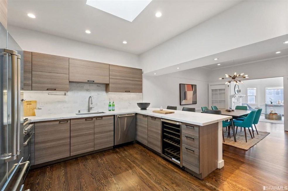 Sold $1,900,000 • Co-Listing Agent