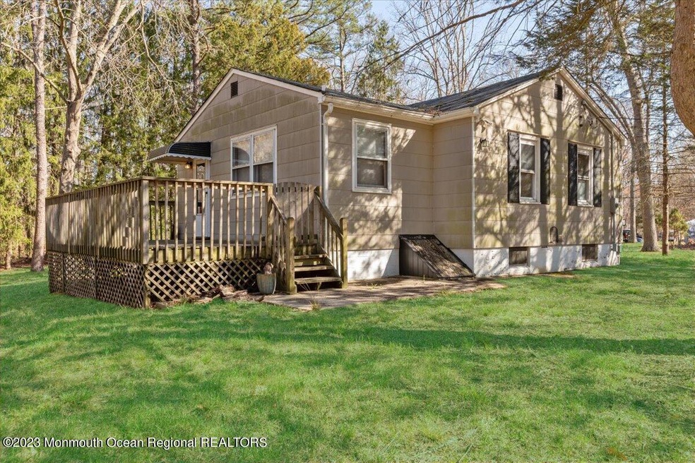 14-9 Jerrys Ln, Howell, NJ-14