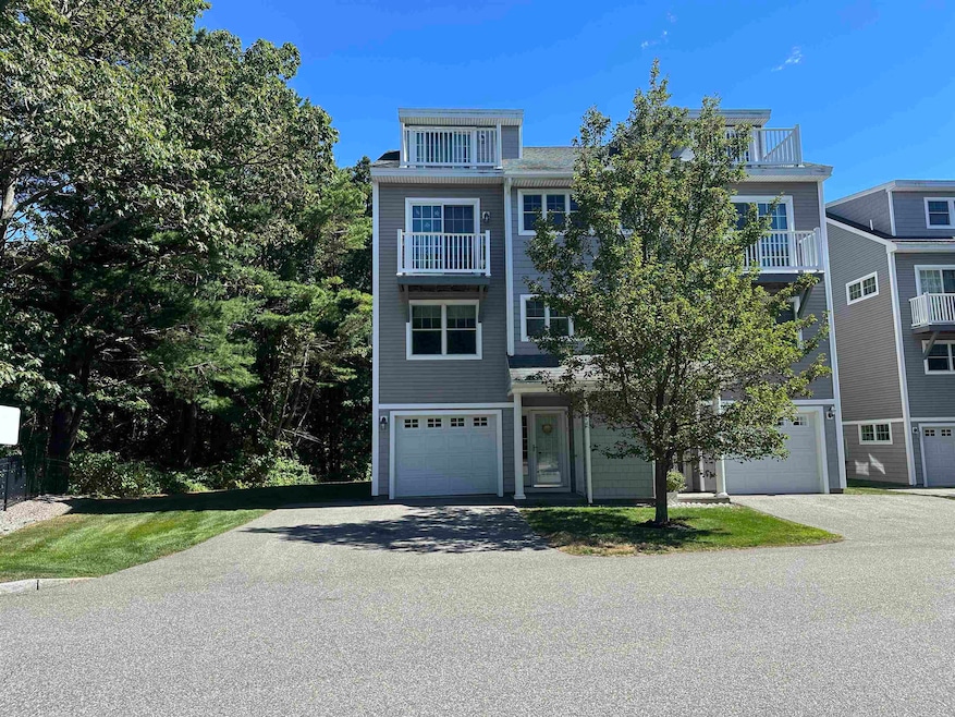 42 Walnut St unit 1, Old Orchard Beach, ME 04064 - photo 1