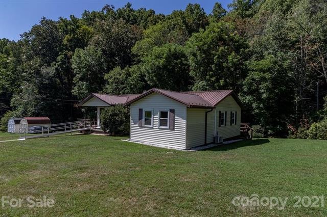 1093 Lickskillet Rd, Burnsville, NC 28714 - photo 1