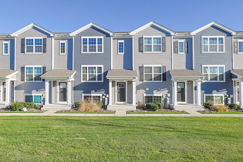 2368 Alison Ave, Pingree Grove, IL 60140 - photo 1