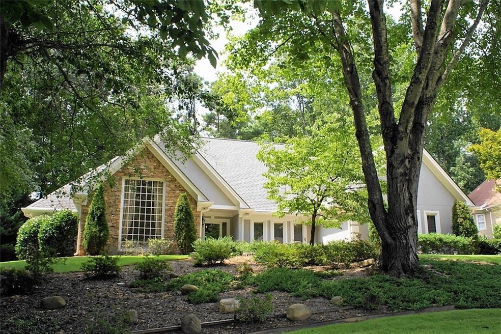 Classic Ranch, Gorgeous from the street, Side Entr