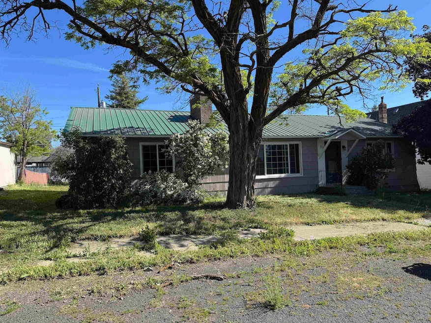 314 Marshall St, Davenport, WA 99122 - photo 1