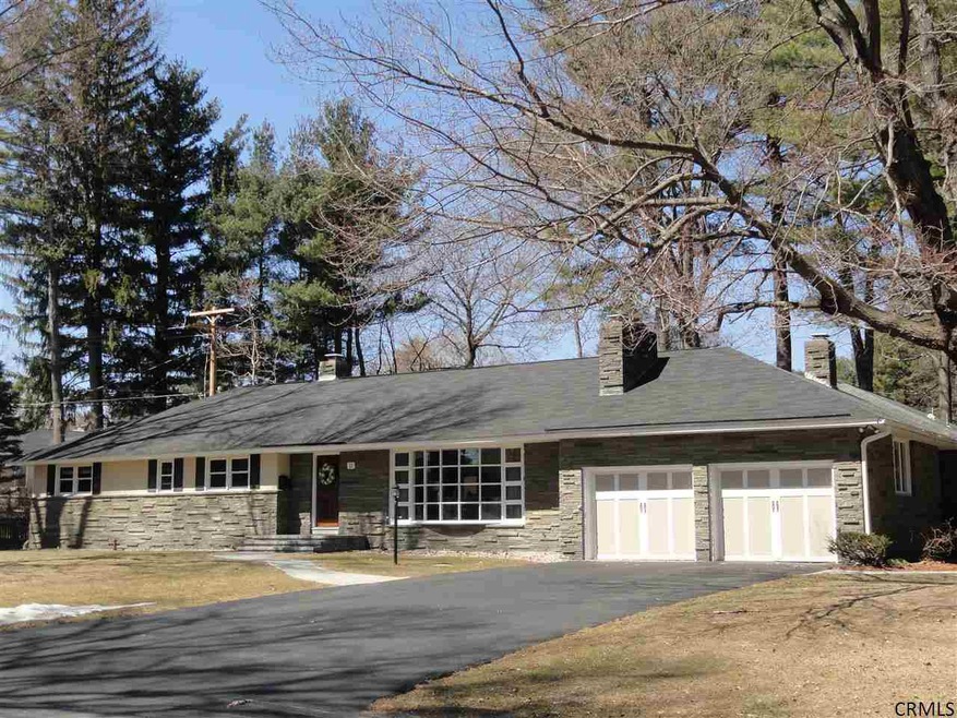 11 Betsy Ln, Delmar, NY 12054 - photo 1