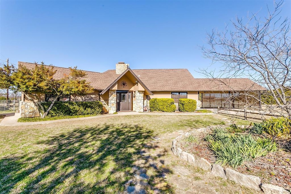 220 Little Cat Track Rd, Weatherford, TX 76085 - photo 1