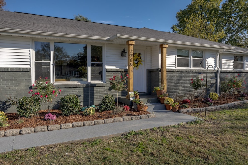 For Sale $499,900 • Co-Listing Agent