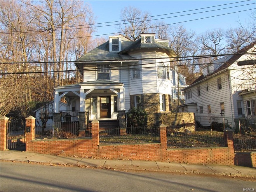 16 Lewis Pkwy, Yonkers, NY 10705 - photo 1