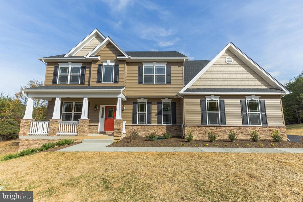 7236 Jockey Ct, Hughesville, MD 20637 - photo 1