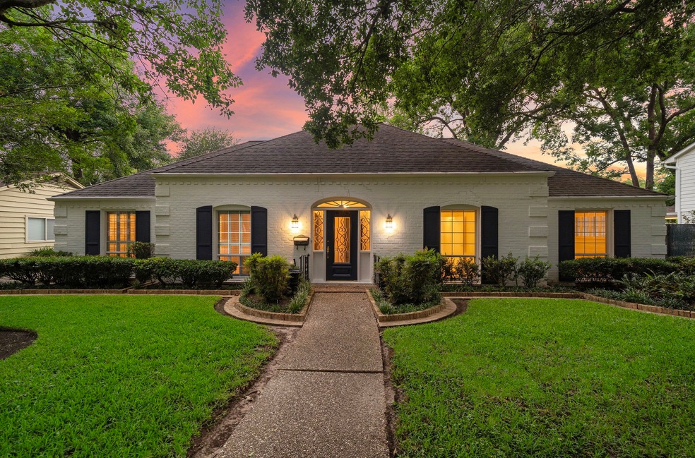 13314 Taylorcrest Rd, Houston, TX 77079 - photo 1