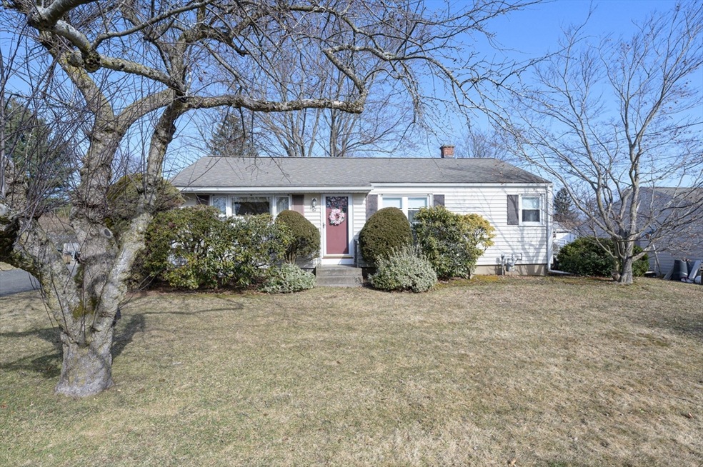 67 Edward Dr, Holyoke, MA 01040 - photo 1
