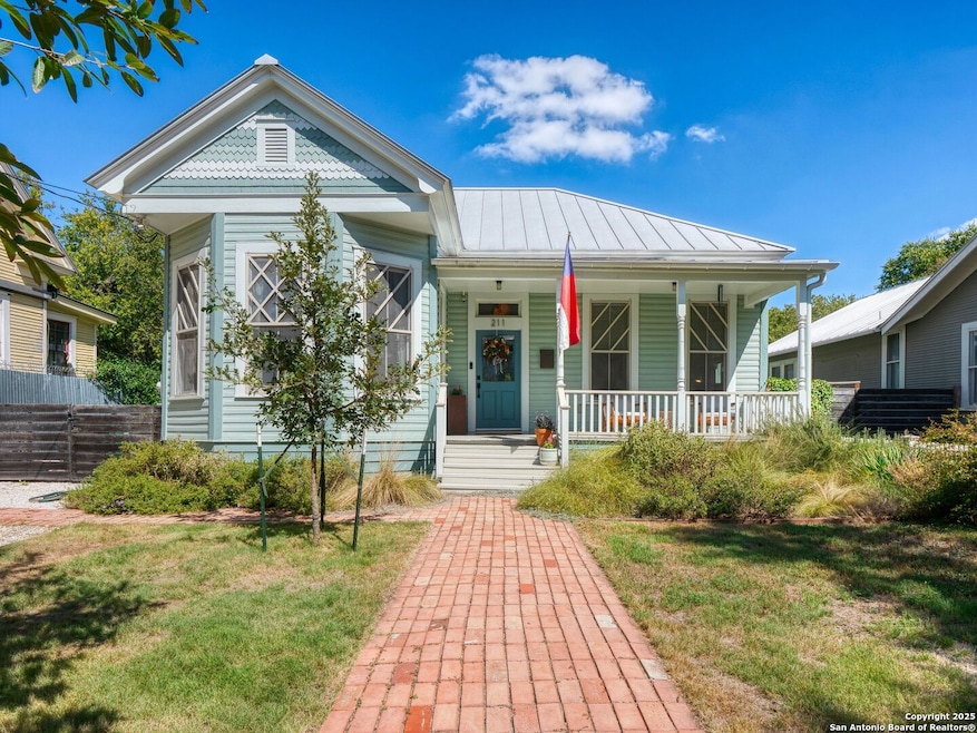 211 St Devine, San Antonio, TX 78210 - photo 1