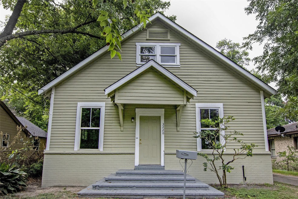 3220 Melbourne St, Houston, TX 77026 - photo 1