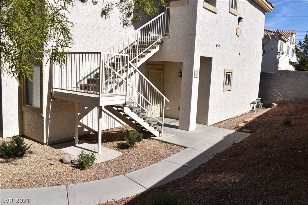 HOME FEELS PRIVATE WITH SIDE ENTRY