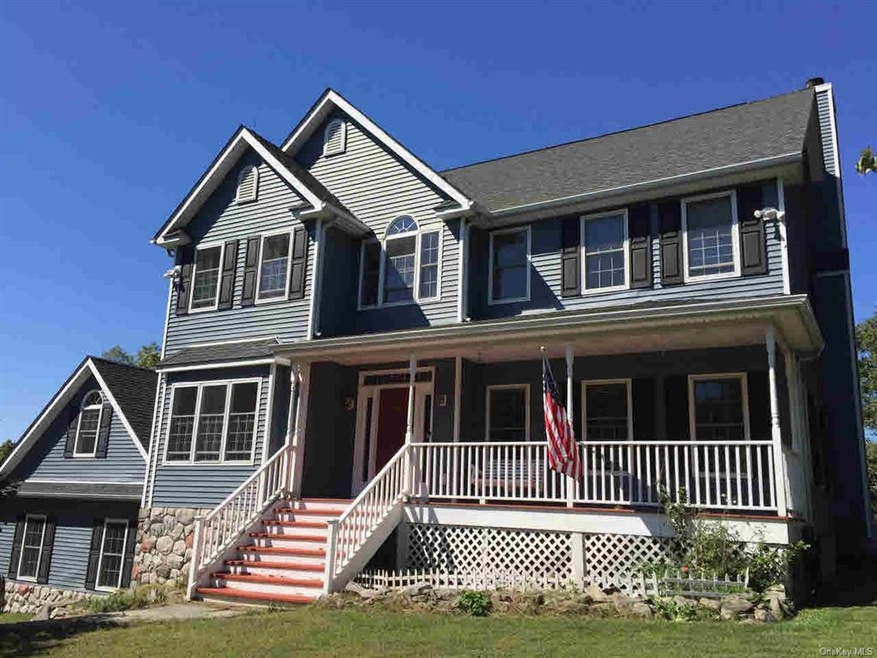 231 Woodmont Rd, Hopewell Junction, NY 12533 - photo 1