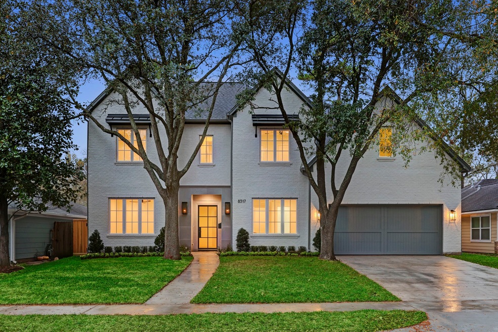 8517 Panatella Dr, Houston, TX 77055 - photo 1