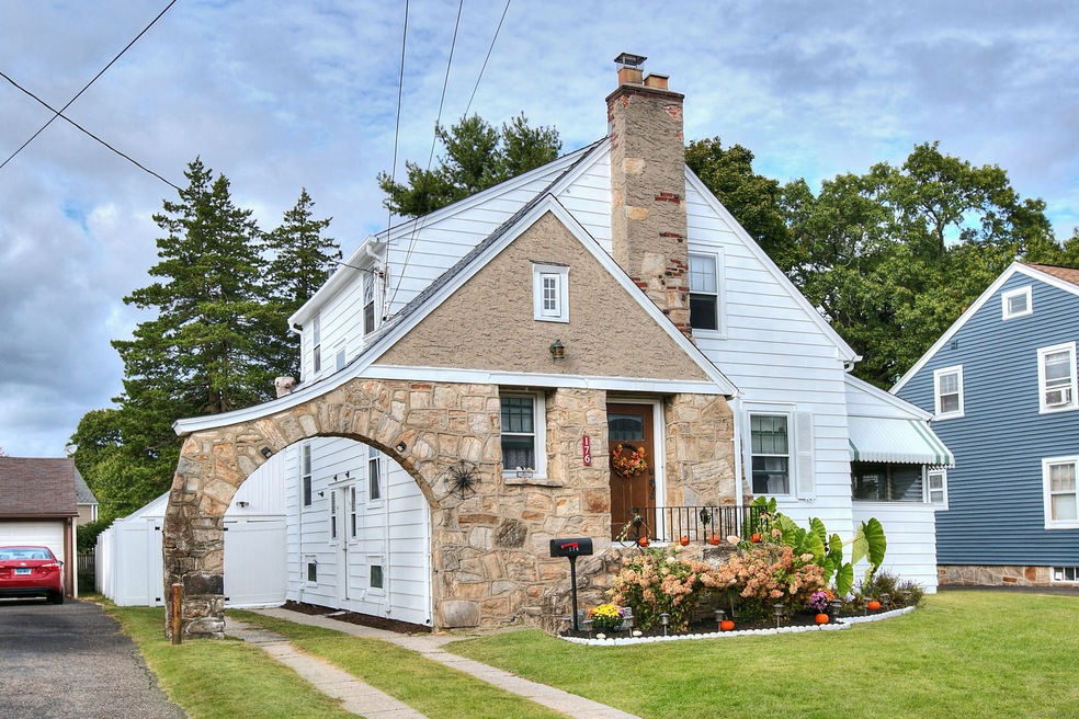 176 Placid Ave, Stratford, CT 06615 - photo 1