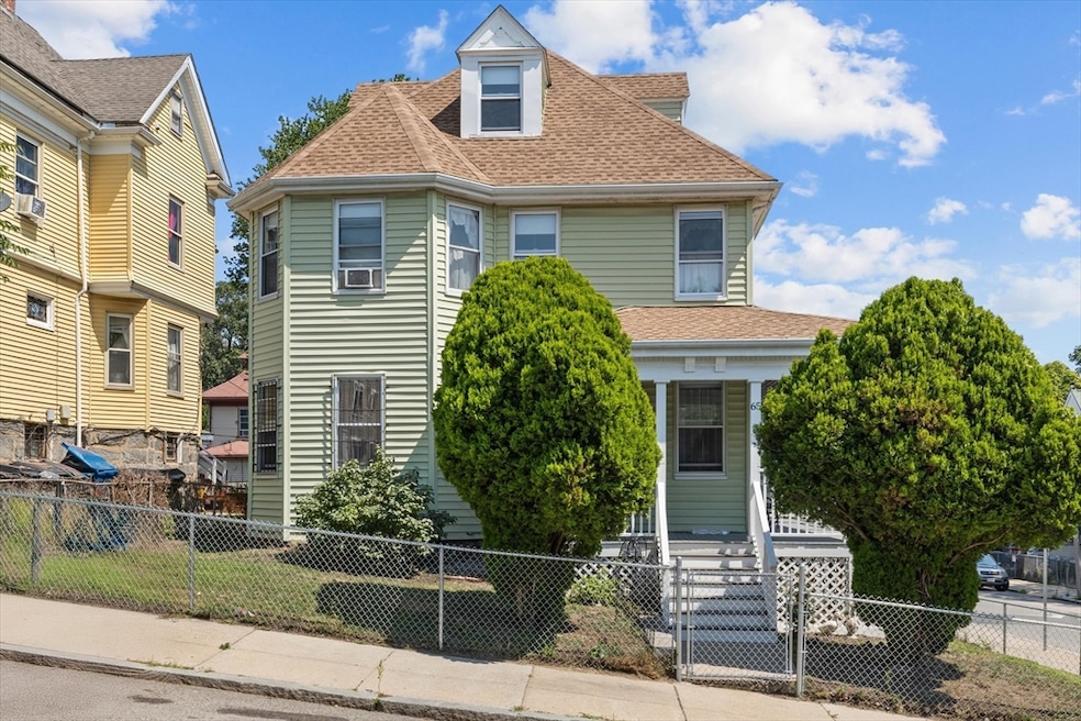 Sold $880,000 • Co-Listing Agent