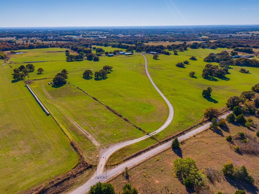 198 County Road 1109, Decatur, TX 76234 - photo 1
