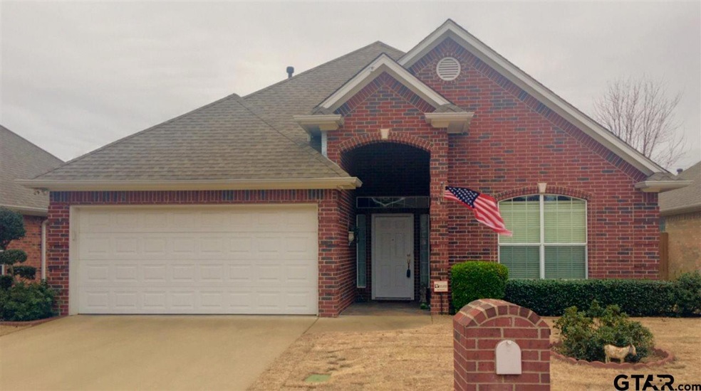 1836 1836 Hollylake Cir, Tyler, TX 75703 - photo 1