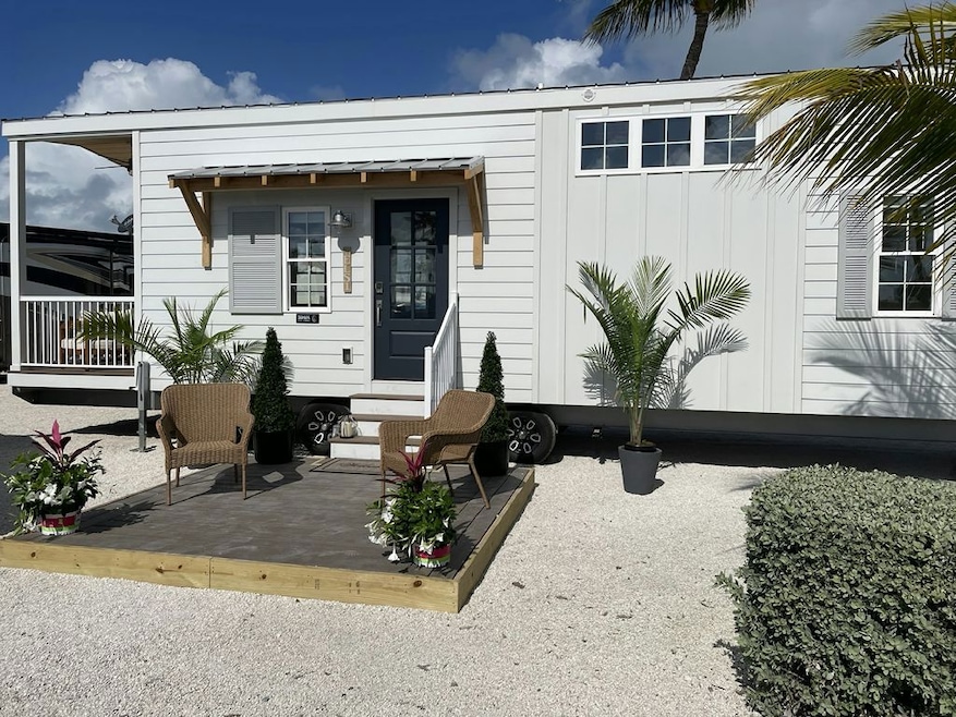 38801 Overseas Hwy unit 153, Big Pine Key, FL 33043 - photo 1