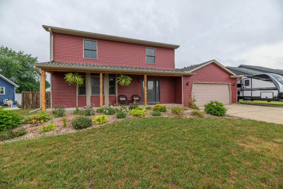 1063 S Peach-45