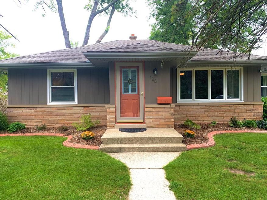 136 S Maple St, Oconomowoc, WI 53066 - photo 1
