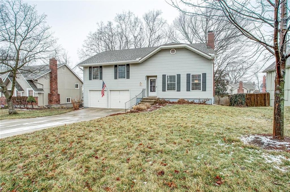 7908 Park St, Lenexa, KS 66215 - photo 1