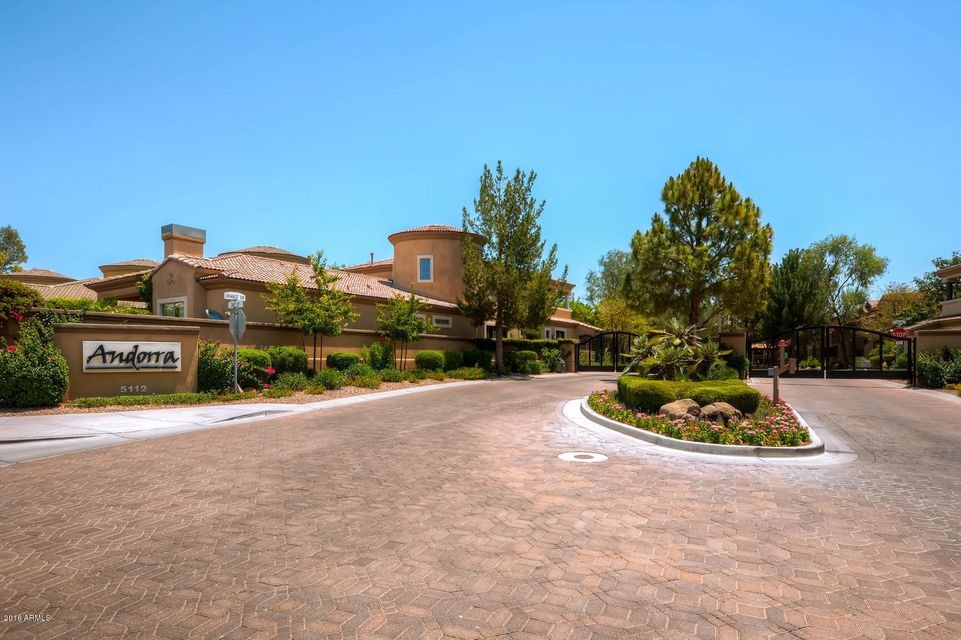 5118 N 34th Way Phoenix AZ-large-017-17-