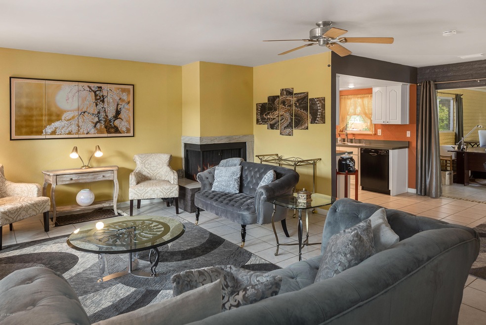 Open Floor Plan GR+ Kitchen + Dining