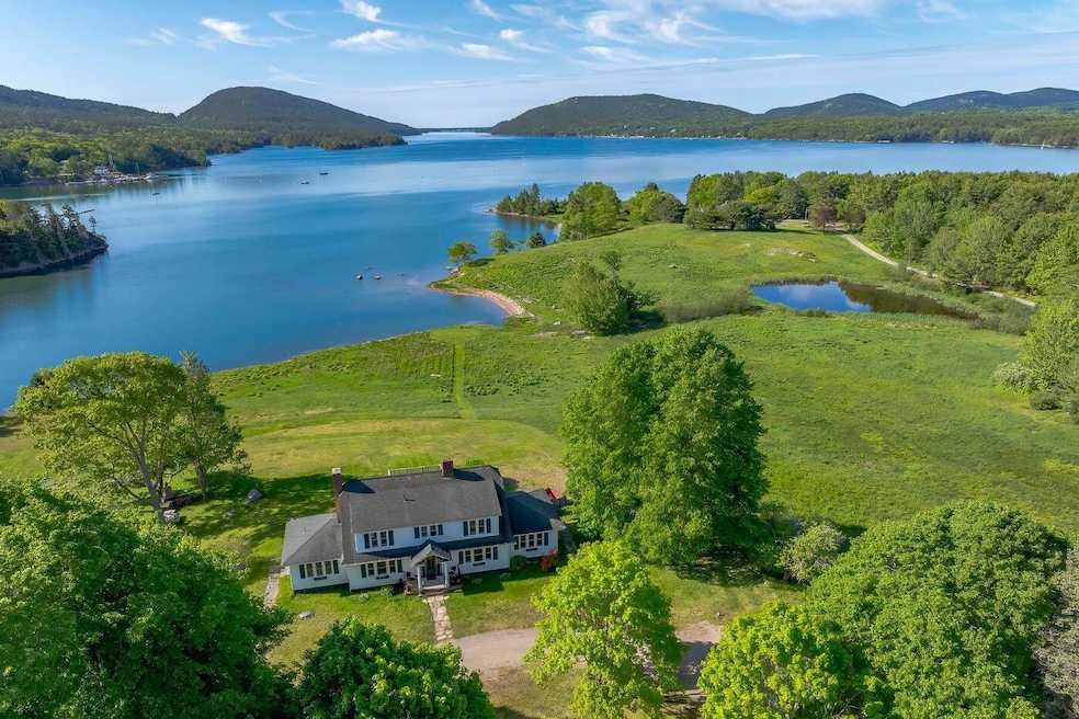 For Sale $3,999,000 • Co-Listing Agent