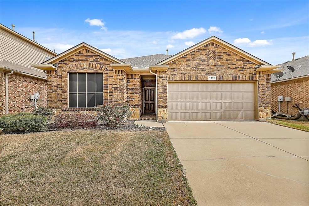 1216 Nora Ln, Denton, TX 76210 - photo 1