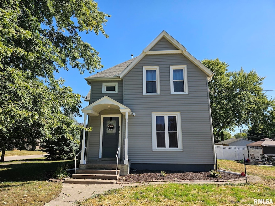 707 9th Ave, Durant, IA 52747 - photo 1