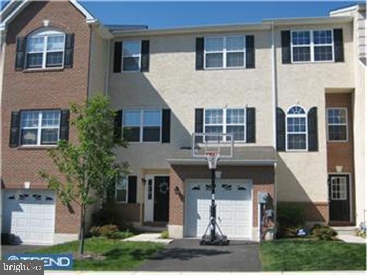 63 Stone Hill Dr, Pottstown, PA 19464 - photo 1