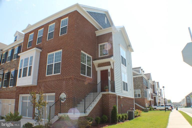 43599 White Cap Terrace, Chantilly, VA 20152 - photo 1