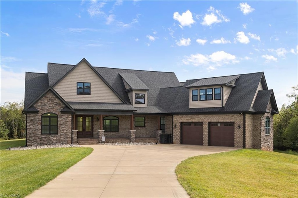 1561 Horseshoe Rd, Westfield, NC 27053 - photo 1