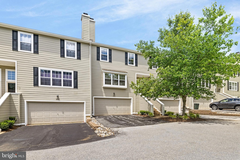 203 Princeton Cir unit 203, Newtown Square, PA 19073 - photo 1