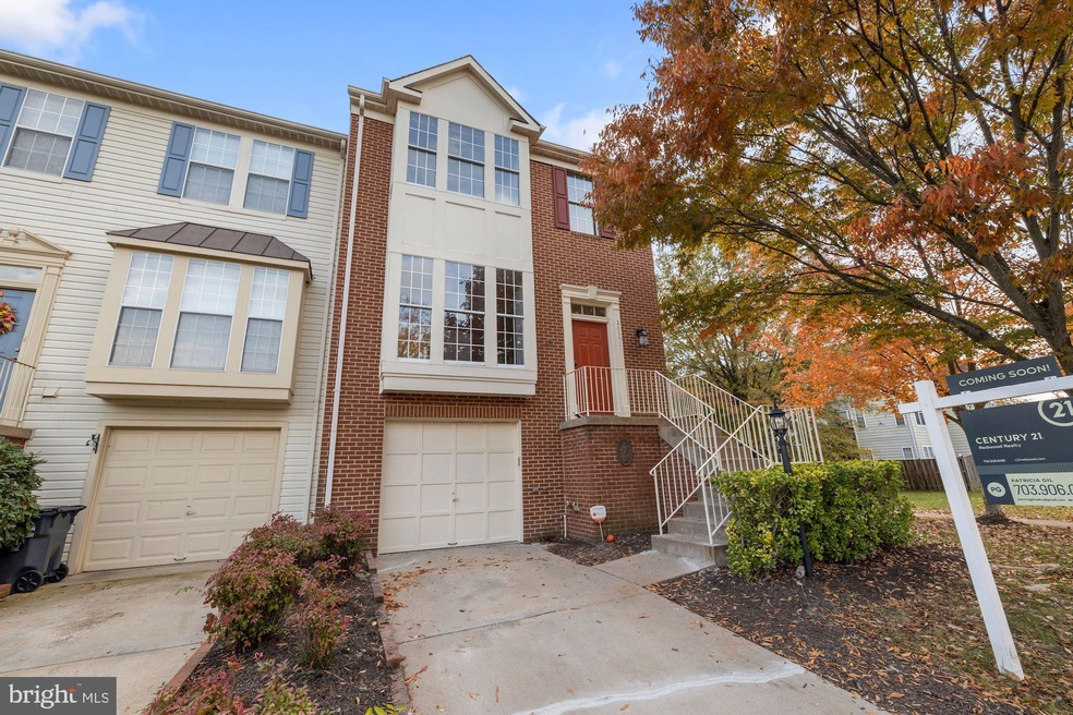 20351 Briarcliff Terrace, Sterling, VA 20165 - photo 1