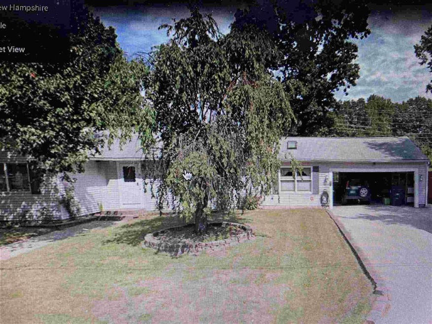 81 Atherton Ave, Nashua, NH 03064 - photo 1