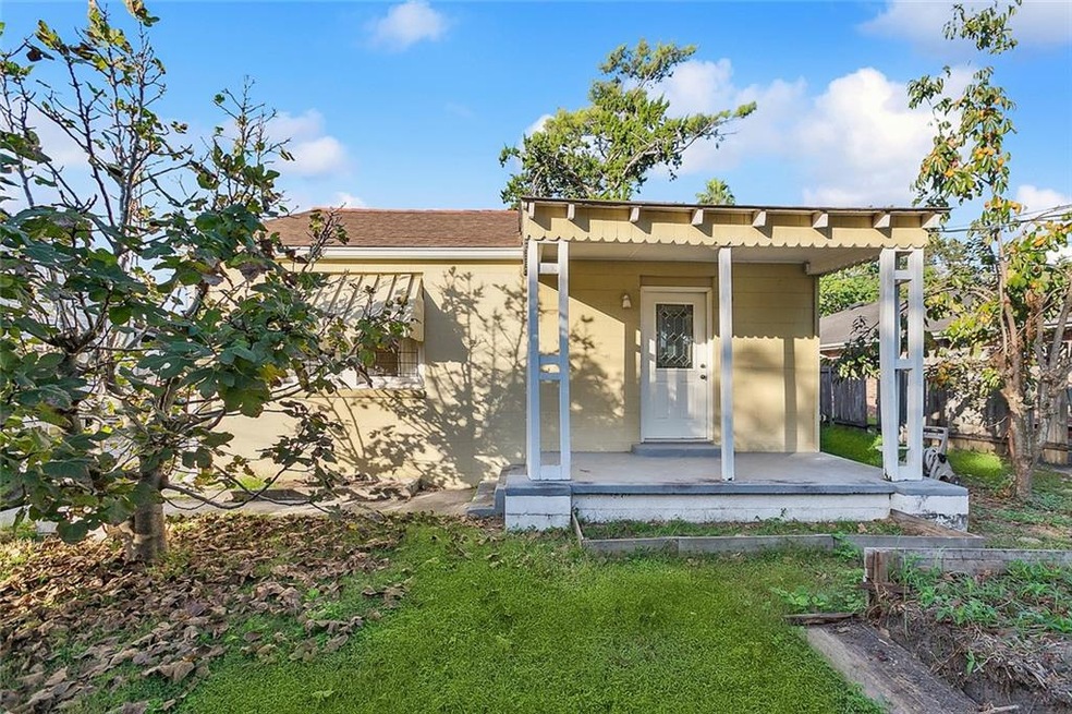 408 Transcontinental Dr, Metairie, LA 70001 - photo 1