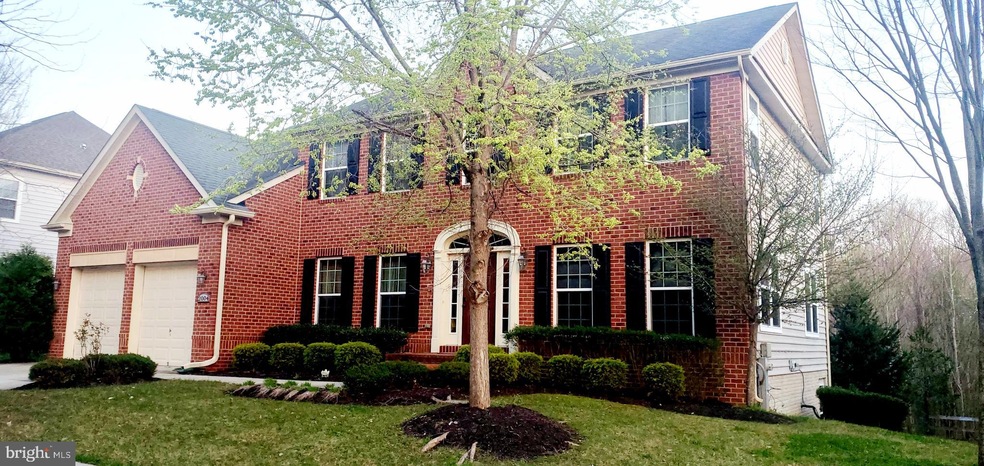 2004 Lake Forest Dr, Upper Marlboro, MD 20774 - photo 1